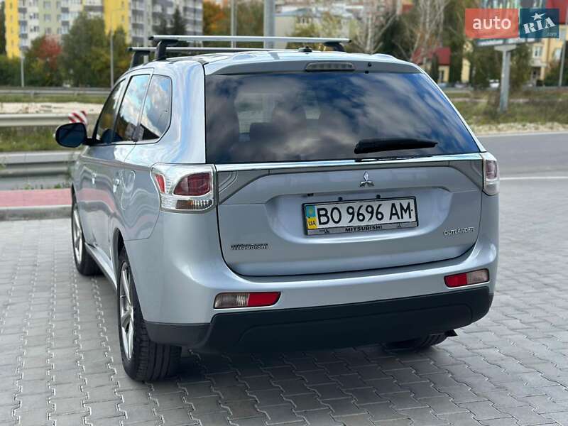 Позашляховик / Кросовер Mitsubishi Outlander 2013 в Тернополі фото 27 Позашляховик / Кросовер Mitsubishi Outlander 2013 в Тернополі