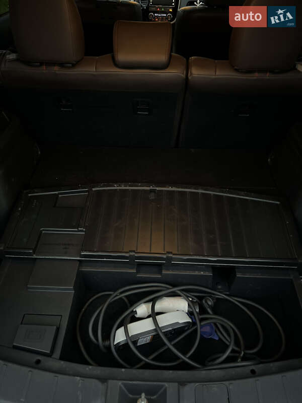 Позашляховик / Кросовер Mitsubishi Outlander 2018 в Харкові