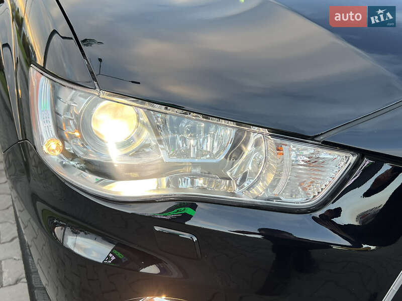 Позашляховик / Кросовер Mitsubishi Outlander 2012 в Ковелі фото 12 Позашляховик / Кросовер Mitsubishi Outlander 2012 в Ковелі