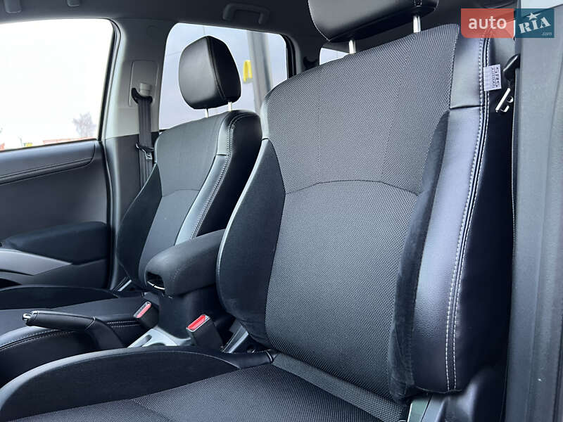 Позашляховик / Кросовер Mitsubishi Outlander 2012 в Ковелі фото 41 Позашляховик / Кросовер Mitsubishi Outlander 2012 в Ковелі