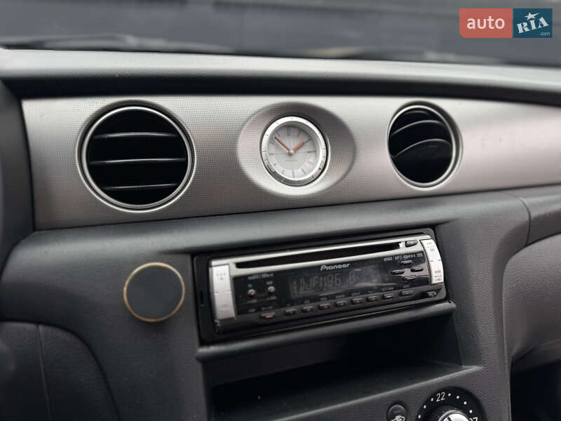 Внедорожник / Кроссовер Mitsubishi Outlander 2006 в Киеве фото 38 Внедорожник / Кроссовер Mitsubishi Outlander 2006 в Киеве