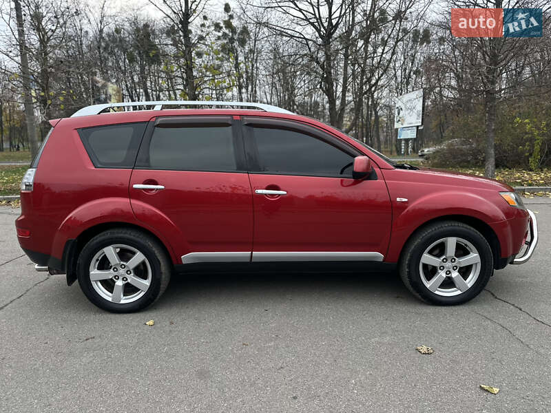 Внедорожник / Кроссовер Mitsubishi Outlander 2008 в Умани