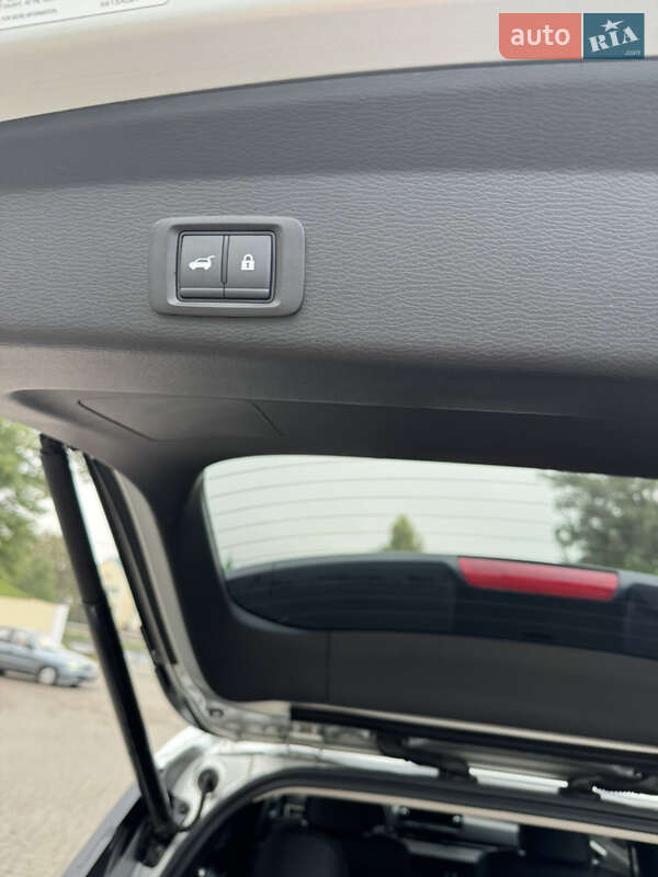 Позашляховик / Кросовер Mitsubishi Outlander 2024 в Рівному