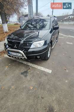 Внедорожник / Кроссовер Mitsubishi Outlander 2005 в Ромнах
