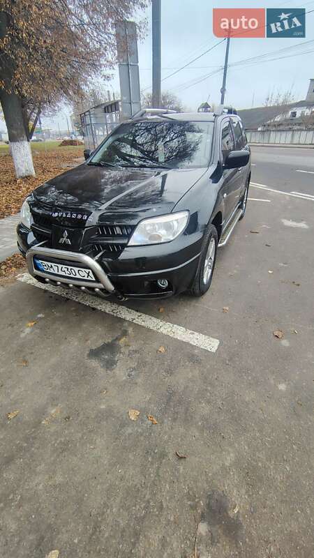 Позашляховик / Кросовер Mitsubishi Outlander 2005 в Ромнах