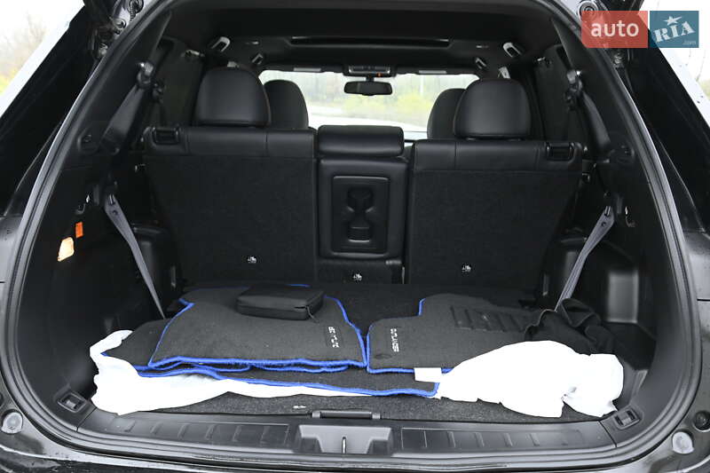 Позашляховик / Кросовер Mitsubishi Outlander 2023 в Бердичеві