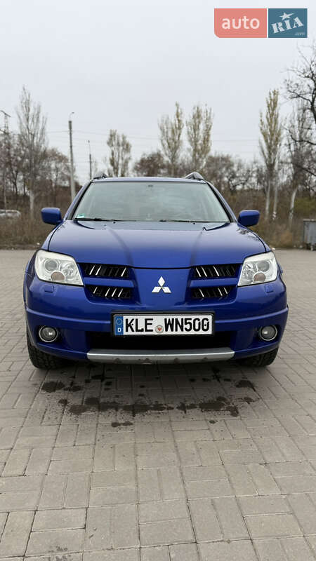 Позашляховик / Кросовер Mitsubishi Outlander 2006 в Краматорську фото 5 Позашляховик / Кросовер Mitsubishi Outlander 2006 в Краматорську