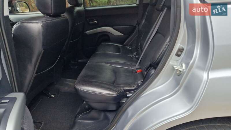 Внедорожник / Кроссовер Mitsubishi Outlander 2007 в Кременчуге