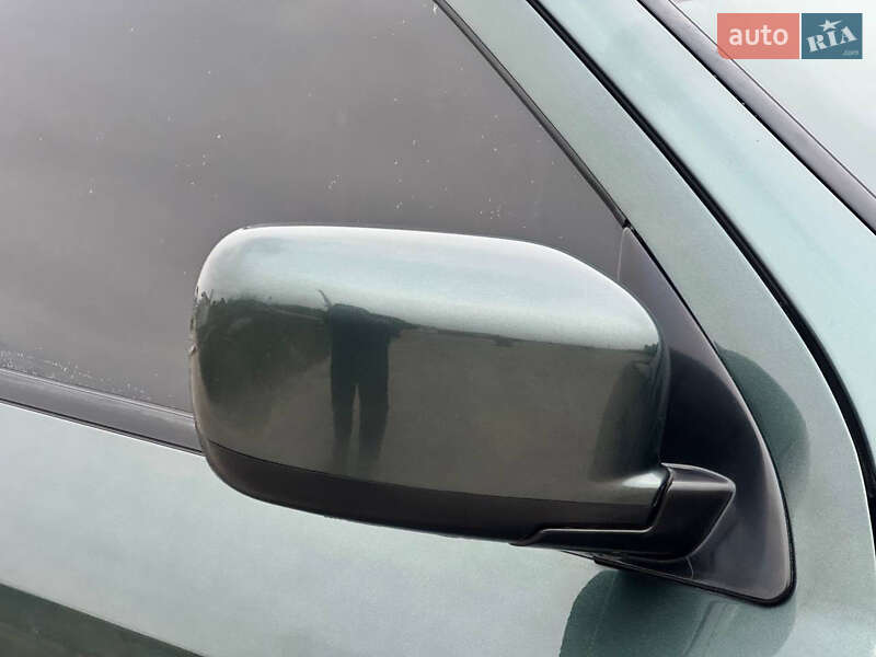 Позашляховик / Кросовер Mitsubishi Outlander 2006 в Охтирці