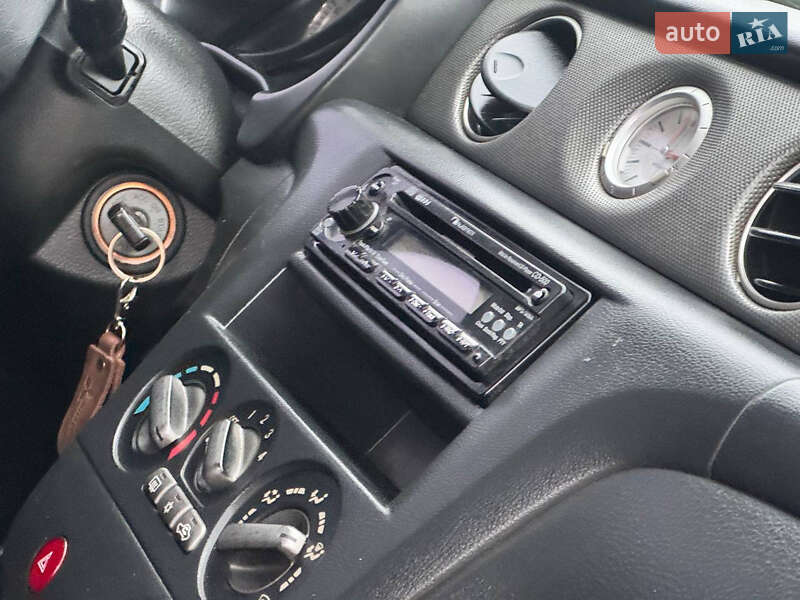 Позашляховик / Кросовер Mitsubishi Outlander 2006 в Охтирці