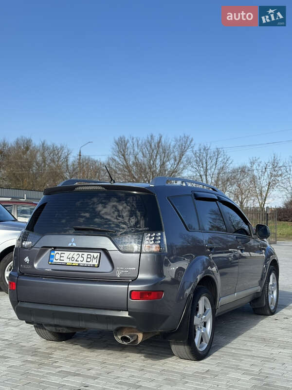Позашляховик / Кросовер Mitsubishi Outlander 2008 в Чернівцях фото 4 Позашляховик / Кросовер Mitsubishi Outlander 2008 в Чернівцях