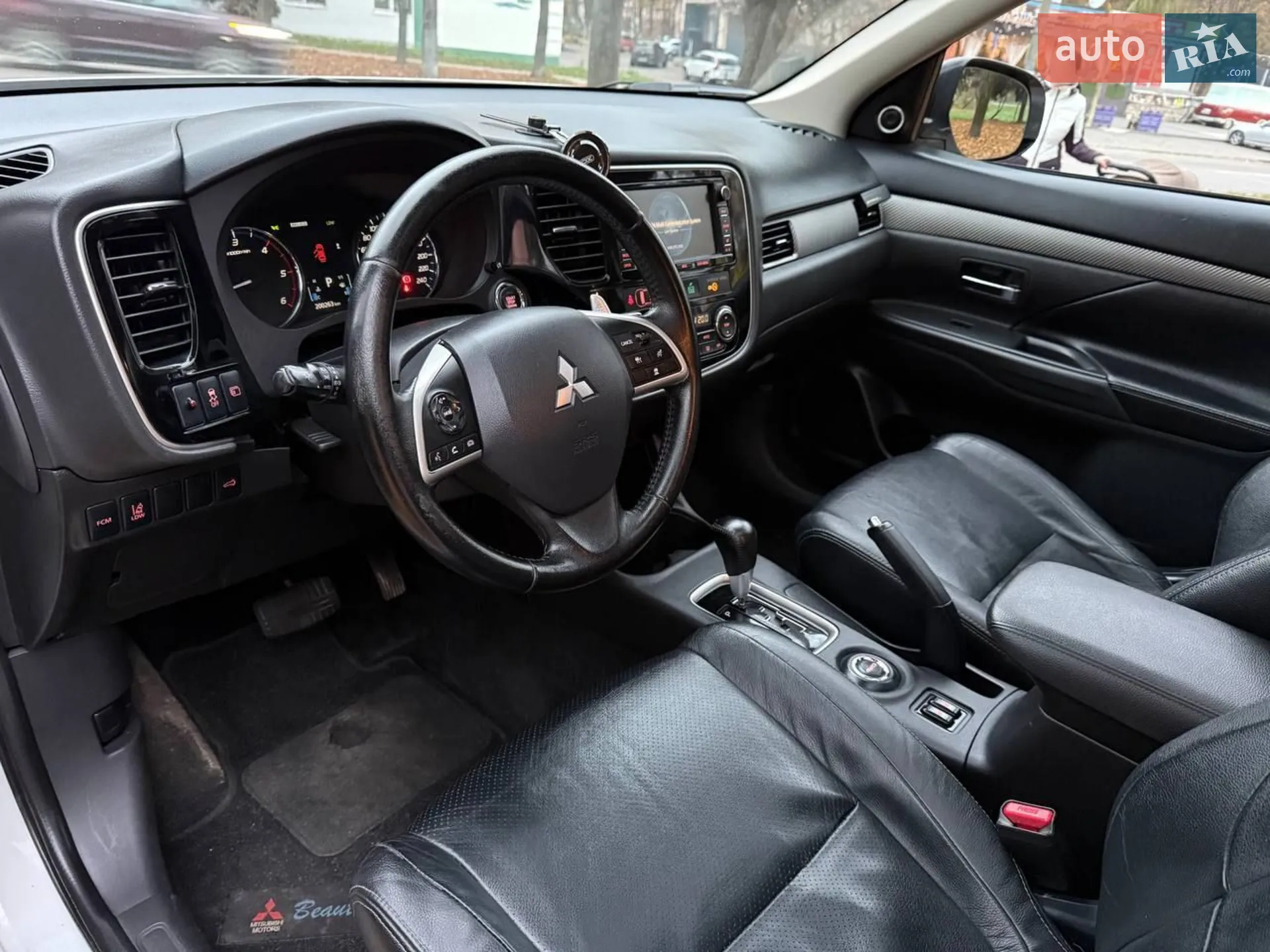 2012 Mitsubishi Outlander - мініатюра 4