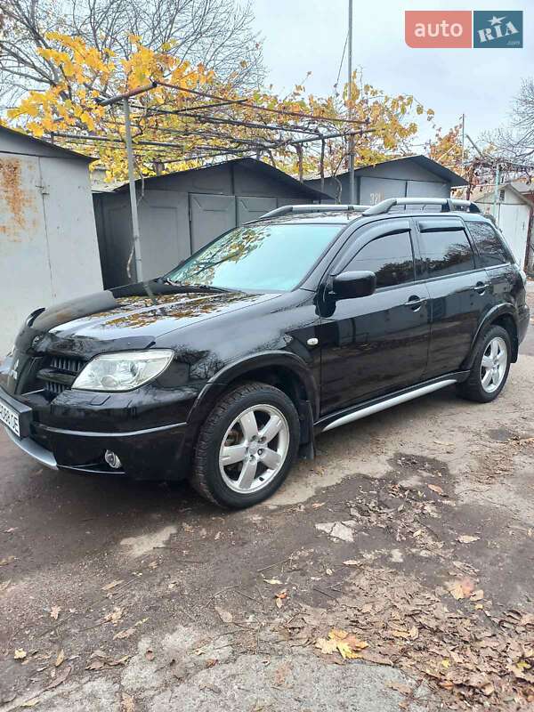 Внедорожник / Кроссовер Mitsubishi Outlander 2006 в Одессе фото Внедорожник / Кроссовер Mitsubishi Outlander 2006 в Одессе