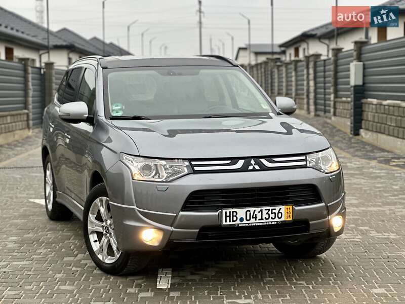 Mitsubishi Outlander 2013