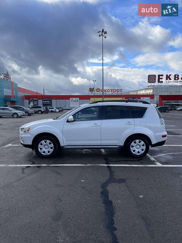 Позашляховик / Кросовер Mitsubishi Outlander 2010 в Рівному фото 11 Позашляховик / Кросовер Mitsubishi Outlander 2010 в Рівному