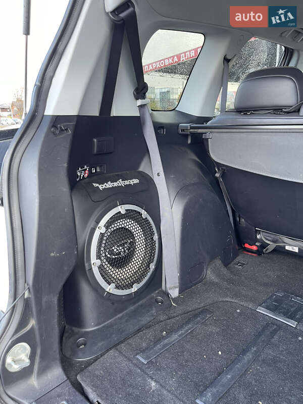 Позашляховик / Кросовер Mitsubishi Outlander 2010 в Рівному фото 43 Позашляховик / Кросовер Mitsubishi Outlander 2010 в Рівному