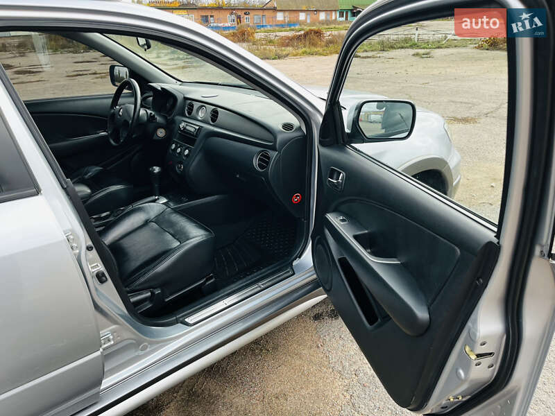 Внедорожник / Кроссовер Mitsubishi Outlander 2006 в Прилуках фото 13 Внедорожник / Кроссовер Mitsubishi Outlander 2006 в Прилуках