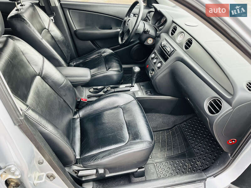 Внедорожник / Кроссовер Mitsubishi Outlander 2006 в Прилуках фото 16 Внедорожник / Кроссовер Mitsubishi Outlander 2006 в Прилуках