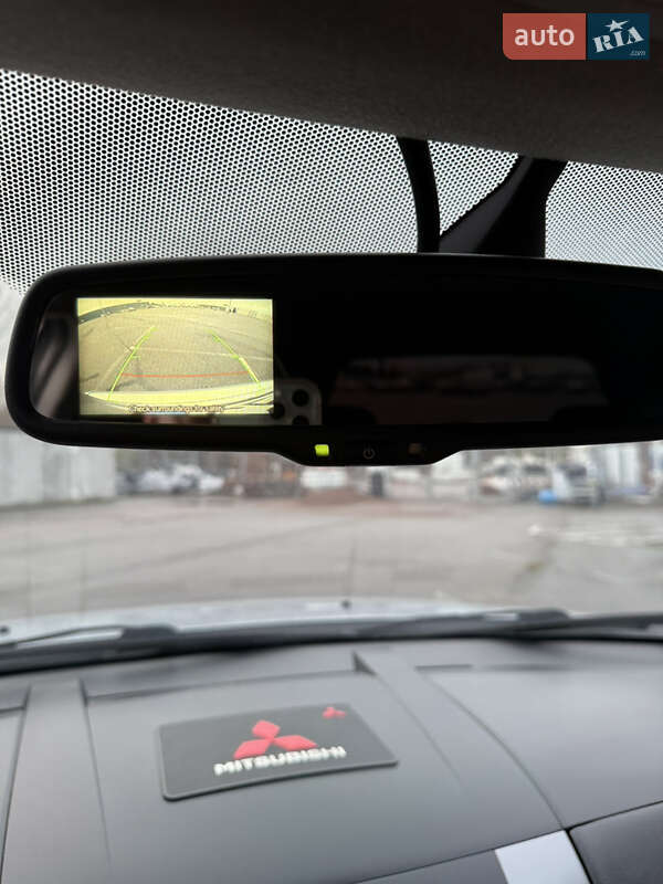 Внедорожник / Кроссовер Mitsubishi Outlander 2012 в Черновцах фото 13 Внедорожник / Кроссовер Mitsubishi Outlander 2012 в Черновцах
