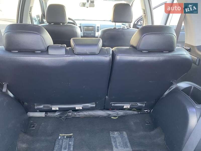 Внедорожник / Кроссовер Mitsubishi Outlander 2010 в Ровно