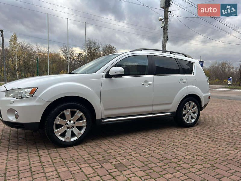 Позашляховик / Кросовер Mitsubishi Outlander 2012 в Прилуках фото 2 Позашляховик / Кросовер Mitsubishi Outlander 2012 в Прилуках