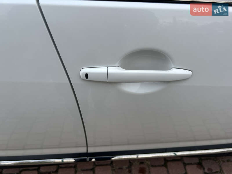 Позашляховик / Кросовер Mitsubishi Outlander 2012 в Прилуках фото 14 Позашляховик / Кросовер Mitsubishi Outlander 2012 в Прилуках