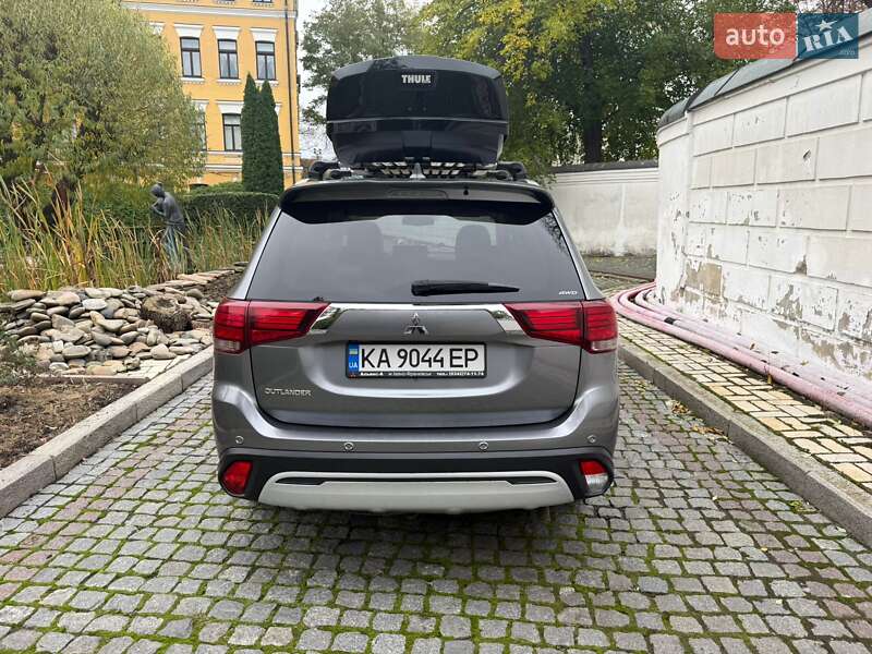 Позашляховик / Кросовер Mitsubishi Outlander 2021 в Києві фото 19 Позашляховик / Кросовер Mitsubishi Outlander 2021 в Києві