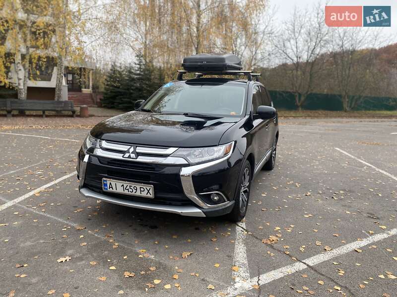 Внедорожник / Кроссовер Mitsubishi Outlander 2016 в Виннице