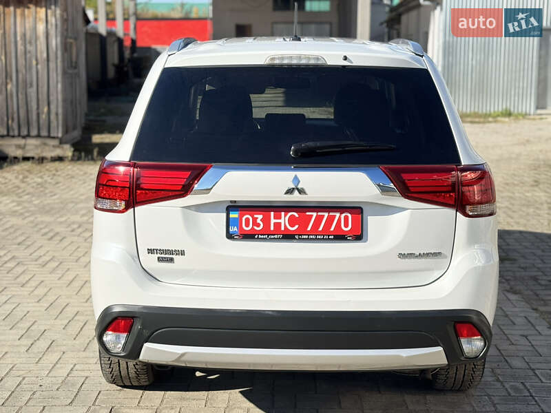 Позашляховик / Кросовер Mitsubishi Outlander 2016 в Ковелі фото 9 Позашляховик / Кросовер Mitsubishi Outlander 2016 в Ковелі