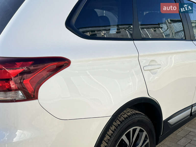 Позашляховик / Кросовер Mitsubishi Outlander 2016 в Ковелі фото 32 Позашляховик / Кросовер Mitsubishi Outlander 2016 в Ковелі