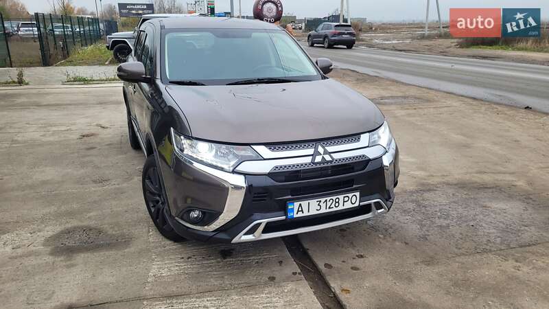 Внедорожник / Кроссовер Mitsubishi Outlander 2021 в Киеве фото Внедорожник / Кроссовер Mitsubishi Outlander 2021 в Киеве