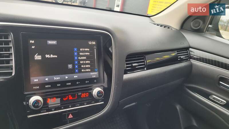 Внедорожник / Кроссовер Mitsubishi Outlander 2021 в Киеве фото 45 Внедорожник / Кроссовер Mitsubishi Outlander 2021 в Киеве