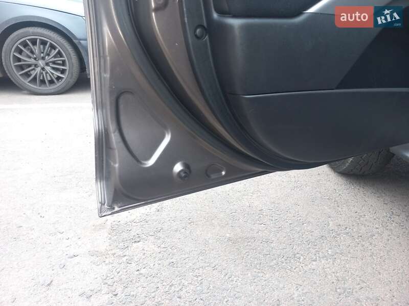 Позашляховик / Кросовер Mitsubishi Outlander 2010 в Луцьку фото 17 Позашляховик / Кросовер Mitsubishi Outlander 2010 в Луцьку