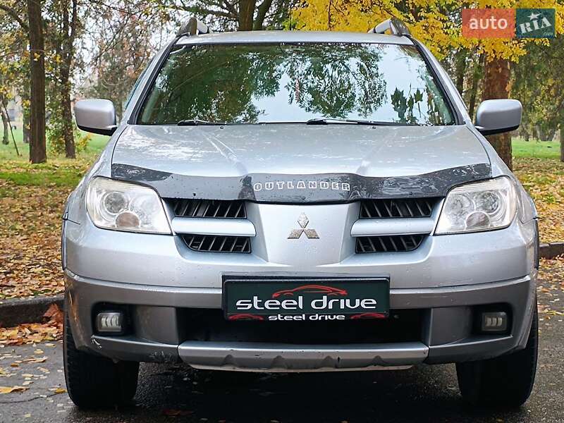 Mitsubishi Outlander 2005