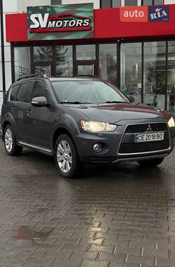 Внедорожник / Кроссовер Mitsubishi Outlander 2012 в Черновцах