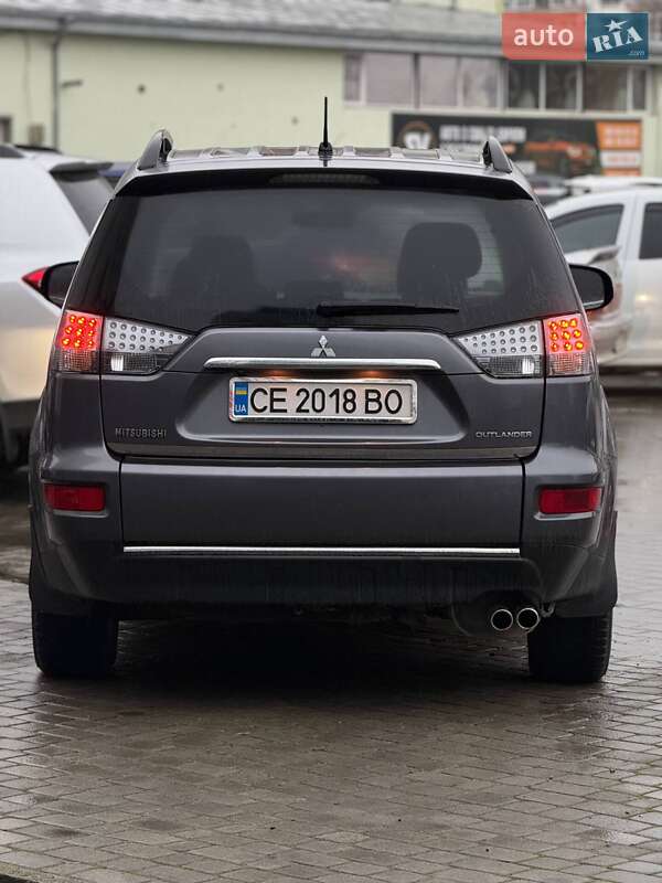 Позашляховик / Кросовер Mitsubishi Outlander 2012 в Чернівцях