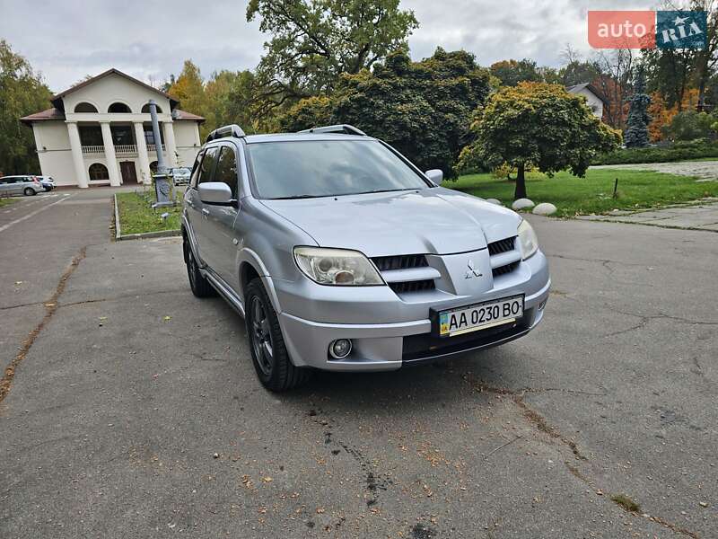 Внедорожник / Кроссовер Mitsubishi Outlander 2008 в Киеве фото 10 Внедорожник / Кроссовер Mitsubishi Outlander 2008 в Киеве