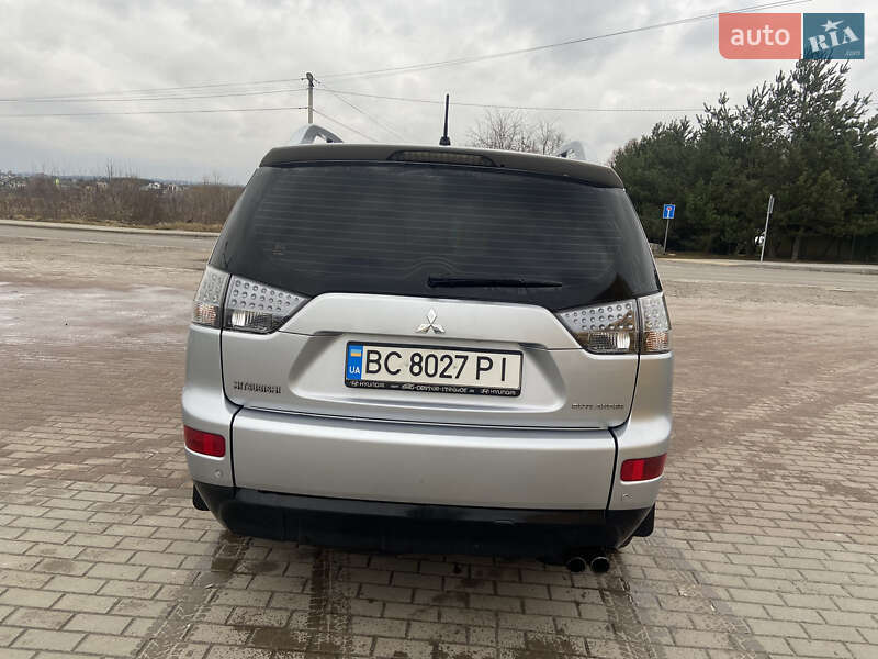 Позашляховик / Кросовер Mitsubishi Outlander 2008 в Новояворівську