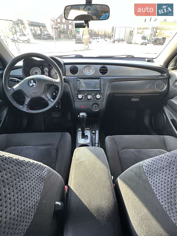 Внедорожник / Кроссовер Mitsubishi Outlander 2005 в Черновцах фото 19 Внедорожник / Кроссовер Mitsubishi Outlander 2005 в Черновцах