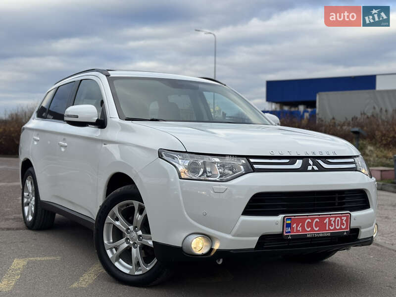 Внедорожник / Кроссовер Mitsubishi Outlander 2014 в Трускавце
