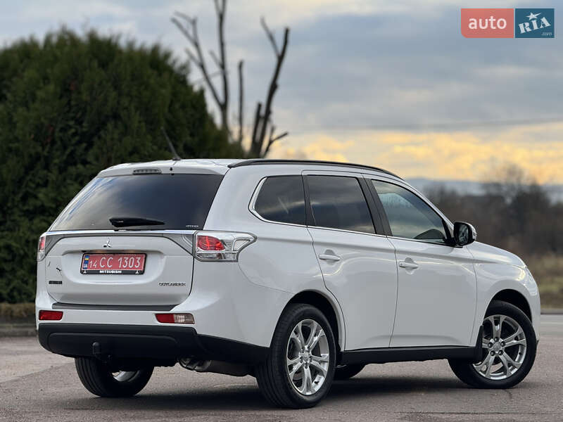 Внедорожник / Кроссовер Mitsubishi Outlander 2014 в Трускавце