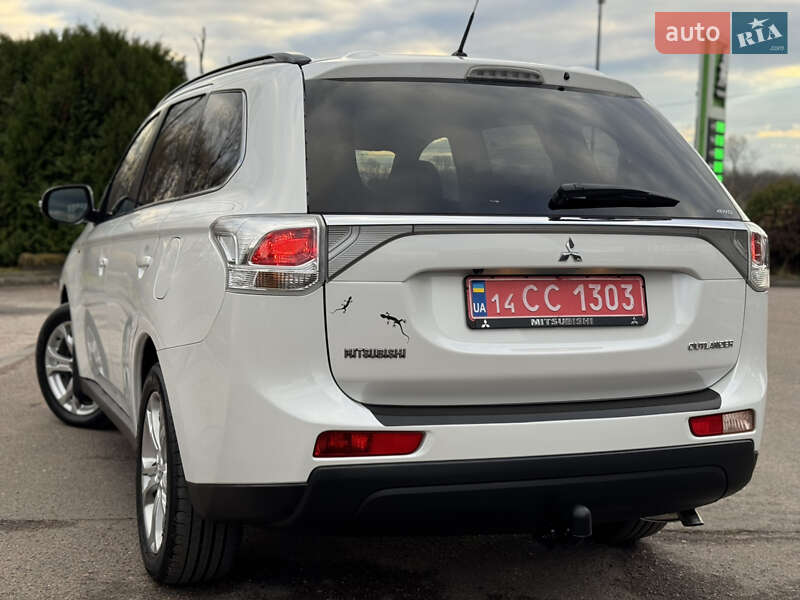 Внедорожник / Кроссовер Mitsubishi Outlander 2014 в Трускавце