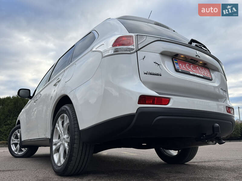 Внедорожник / Кроссовер Mitsubishi Outlander 2014 в Трускавце