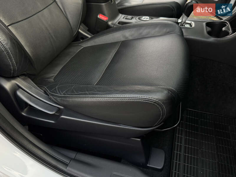 Внедорожник / Кроссовер Mitsubishi Outlander 2014 в Трускавце