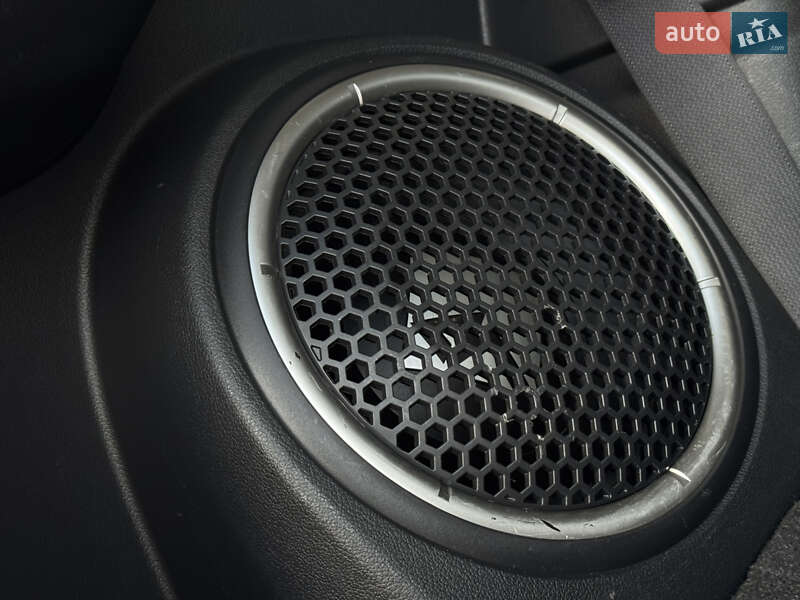 Внедорожник / Кроссовер Mitsubishi Outlander 2014 в Трускавце