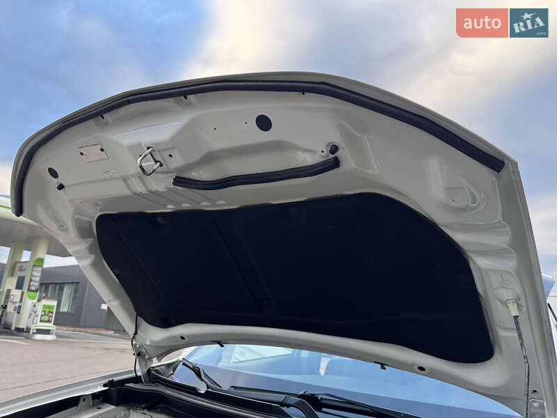 Внедорожник / Кроссовер Mitsubishi Outlander 2014 в Трускавце