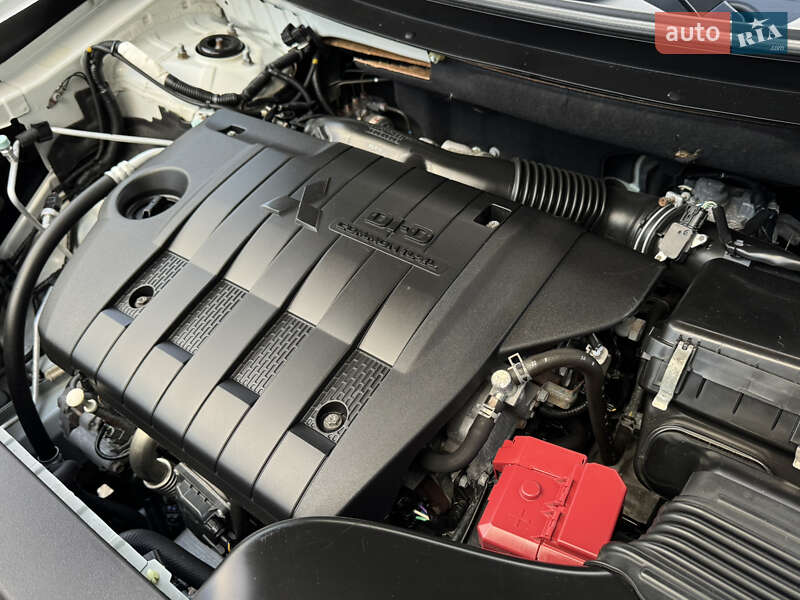 Внедорожник / Кроссовер Mitsubishi Outlander 2014 в Трускавце