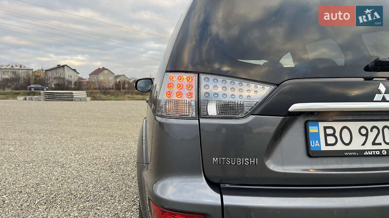 Внедорожник / Кроссовер Mitsubishi Outlander 2012 в Тернополе