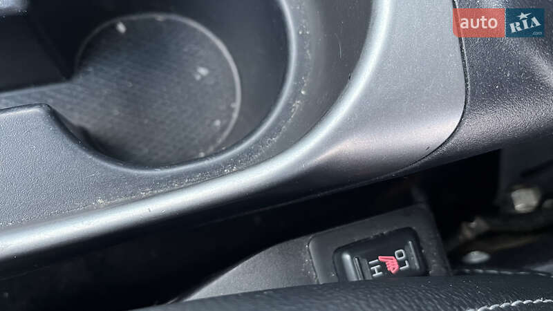 Внедорожник / Кроссовер Mitsubishi Outlander 2012 в Тернополе