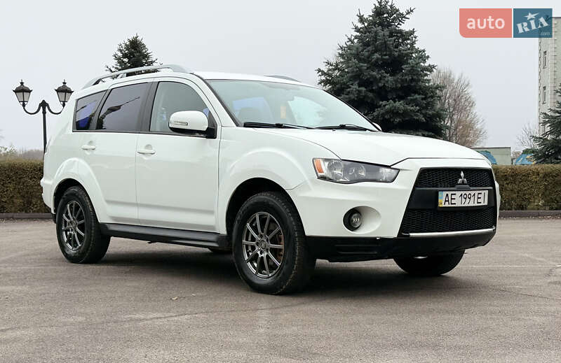 Mitsubishi Outlander 2010